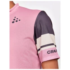 Craft - Women's Core Endurance Logo Jersey - Cycling Jersey 10 Craft - Women's Core Endurance Logo Jersey - Cycling Jersey -La Sportiva Store craft womens core endurance logo jersey cycling jersey detail 5