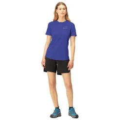 Norrøna - Women's Senja Equaliser Lightweight T-Shirt - Running Shirt 7 Norrøna - Women's Senja Equaliser Lightweight T-Shirt - Running Shirt -La Sportiva Store norroena womens senja equaliser lightweight t shirt running shirt detail 3