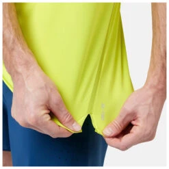 Odlo - T-Shirt S/S Crew Neck Zeroweight Chill-Tec - Running Shirt -La Sportiva Store odlo t shirt s s crew neck zeroweight chill tec running shirt detail 6