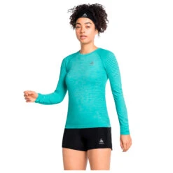 Odlo - Women's T-Shirt L/S Crew Neck Essential Seamless - Sport Shirt 6 Odlo - Women's T-Shirt L/S Crew Neck Essential Seamless - Sport Shirt -La Sportiva Store odlo womens t shirt l s crew neck essential seamless sport shirt detail 3