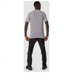 Salewa - Pedroc Pro Dry Half Zip T-Shirt - Sport Shirt -La Sportiva Store salewa pedroc pro dry half zip t shirt sport shirt detail 4