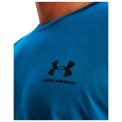 Under Armour - Sportstyle Left Chest S/S - Sport Shirt -La Sportiva Store under armour sportstyle left chest s s sport shirt detail 4