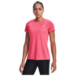 Under Armour - Women's Tech S/S C-Neck Twist - Sport Shirt -La Sportiva Store under armour womens tech s s c neck twist sport shirt detail 3